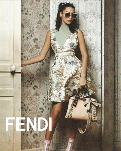 Gigi e Bella Hadid protagoniste della nuova campagna Fendi